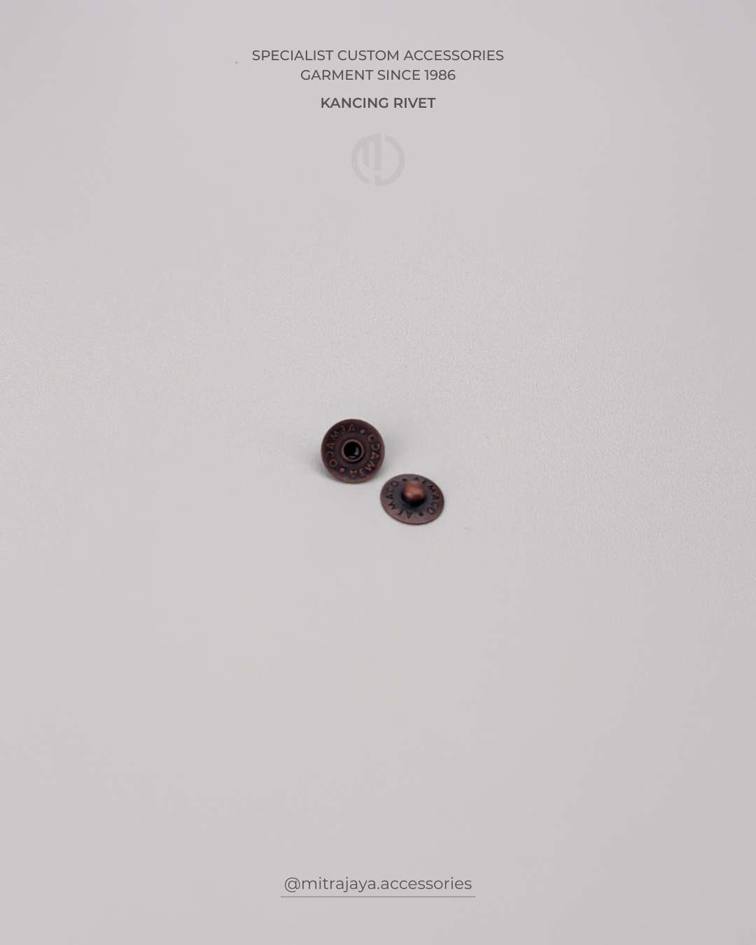 RIVET JEANS gallery 4